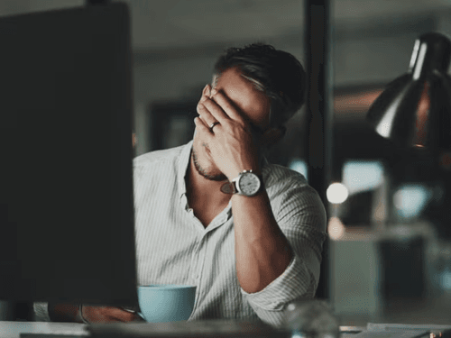 Burnout no trabalho cresce e acende alerta de saúde