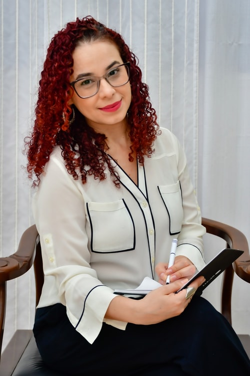 Psicólogo(a) Ana Paula Silva Souza atendendo online