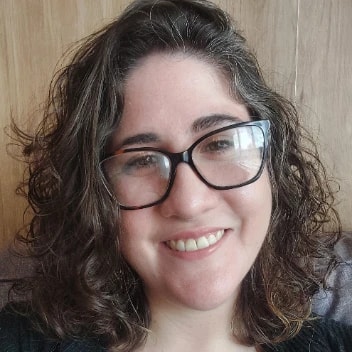 Psicólogo(a) Fernanda Feltrin Ribeiro atendendo online em Maringá/PR