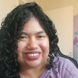 Psicólogo(a) Nádia Ewelyn Farias de Almeida  atendendo online em Criciúma/SC