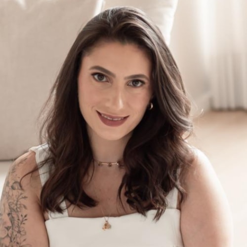 Psicólogo(a) Natália Mourão  atendendo online em Belo Horizonte/MG