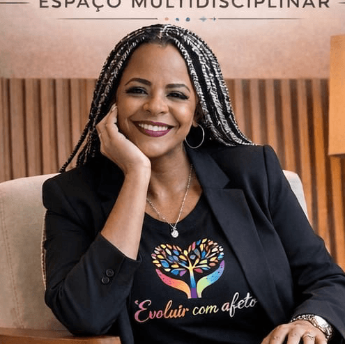 Psicólogo(a) Bianca Silva Braga Souza Dias atendendo online