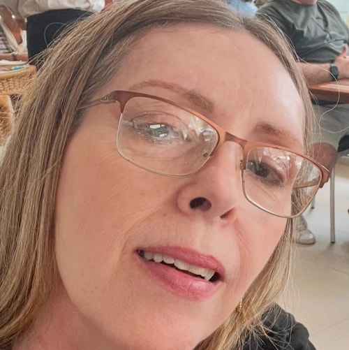 Psicólogo(a) Katia Alvares Pereira Da Cunha  atendendo online em Niterói/RJ