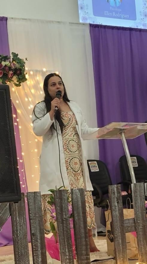 Foto 2 de Ellen da Paz Rodrigues