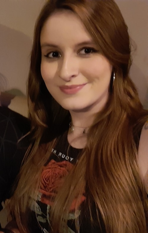 Psicólogo(a) Marina Darge Santos De Faria atendendo online em Três Pontas/MG