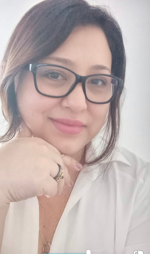 Psicólogo(a) Flávia Yumi Matsuda Cararetti atendendo online em São Paulo/SP