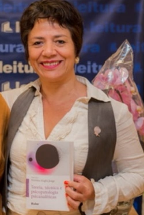 Ana Ceris dos Santos