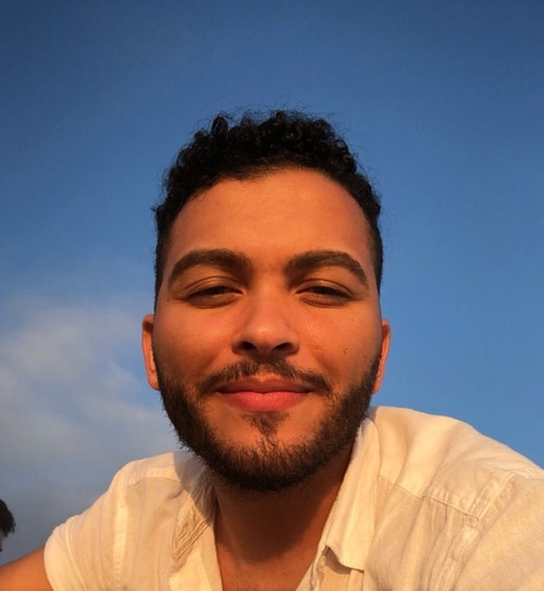 Psicólogo(a) Davi Lourenço do Amaral atendendo online em Petrópolis/RJ