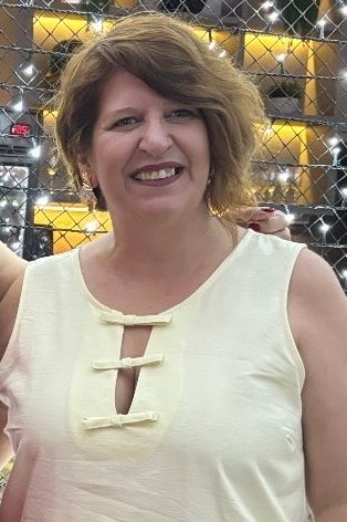 Psicólogo(a) Adriana Bagio Ximenes atendendo online em Blumenau/SC