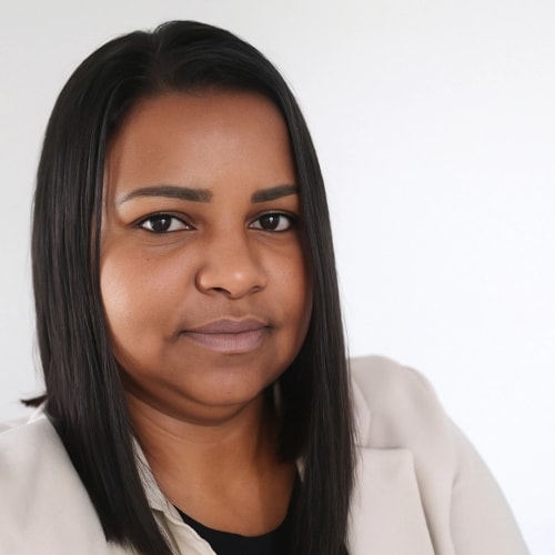 Psicólogo(a) Uitiara Suzart Dos Santos Freitas atendendo online em Salvador/BA