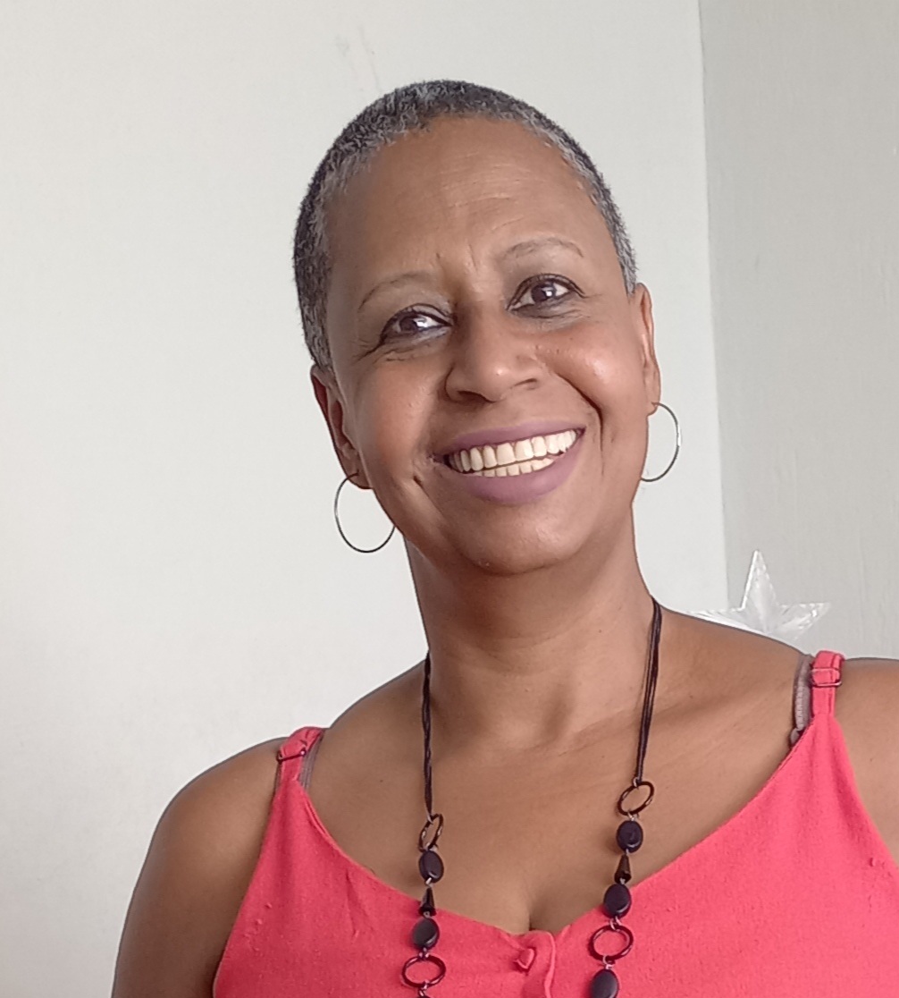 Psicólogo(a) Elisabete Ferreira Gomes Pereira atendendo online em São Paulo/SP