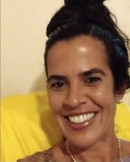 Ana Cecília Ribeiro Mendonça