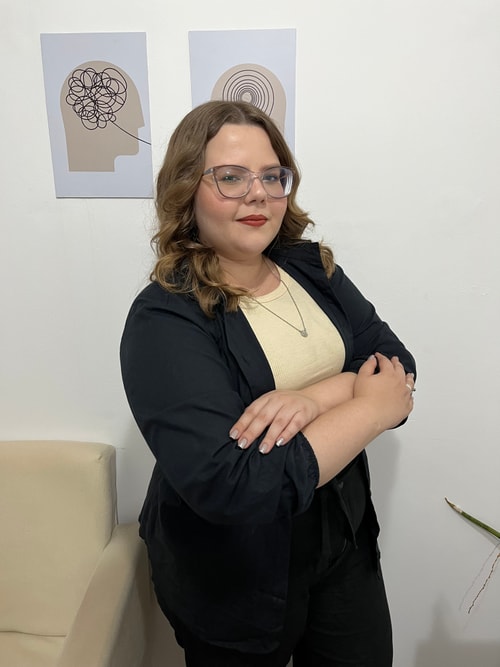 Psicólogo(a) Daniela Fernanda Benevides atendendo online em Barretos/SP