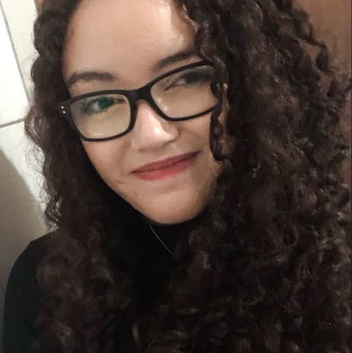 Yasmin Paula De Sousa Farias