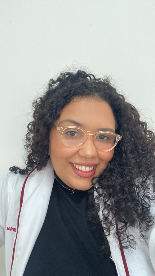 Psicólogo(a) Laryssa Menezes Barbosa