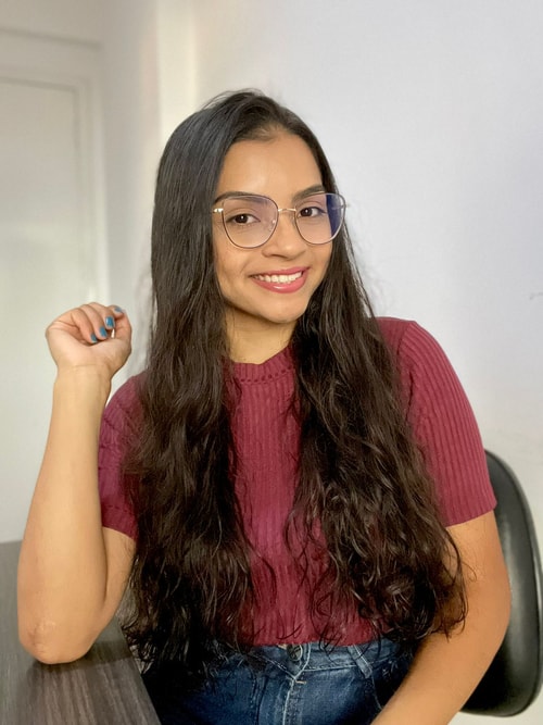 Psicólogo(a) Lais Moisés Cruz atendendo online em Cascavel/PR