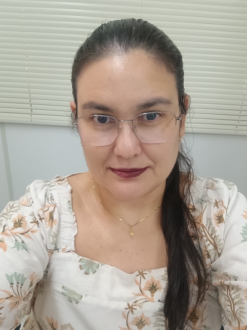 Psicólogo(a) Janaina Couto dos Santos atendendo online em Salvador/BA