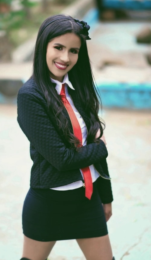 Psicólogo(a) Luna Hadam atendendo online em Divinópolis/MG