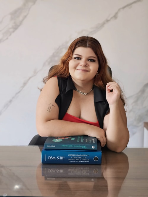 Psicólogo(a) Geovânia Cristina Bezerra da Silva atendendo online em Icó/CE