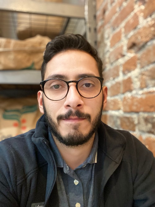 Psicólogo(a) Edimilson Brandão atendendo online em Curitiba/PR