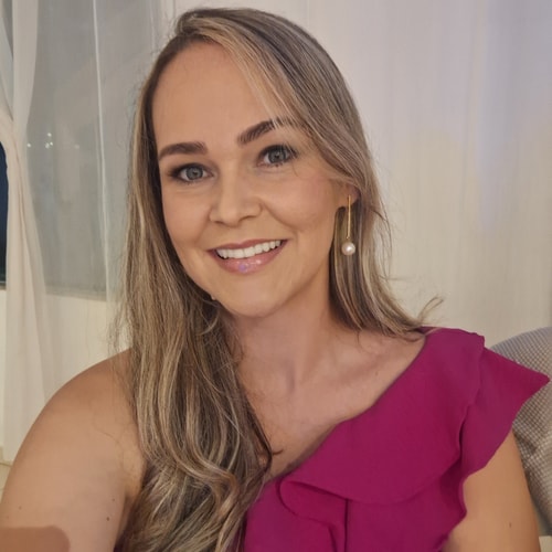 Psicólogo(a) Fabíola Bodevan da Silva atendendo online em Macaé/RJ