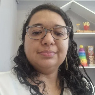 Amena Suelen Carla Oliveira de Sousa