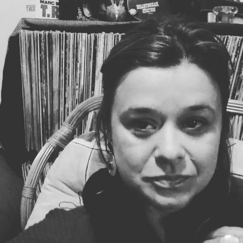 Psicólogo(a) Aline Cardoso atendendo online em Campo Mourão/PR