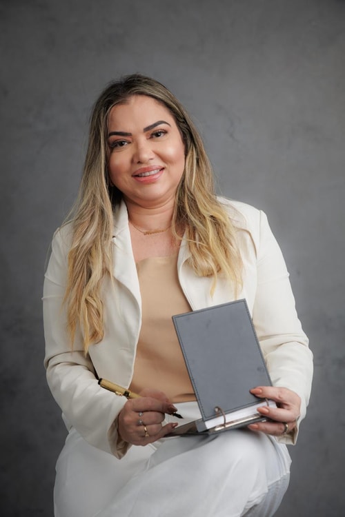 Psicólogo(a) Maria Helen Inácio Bezerra atendendo online em Fortaleza/CE