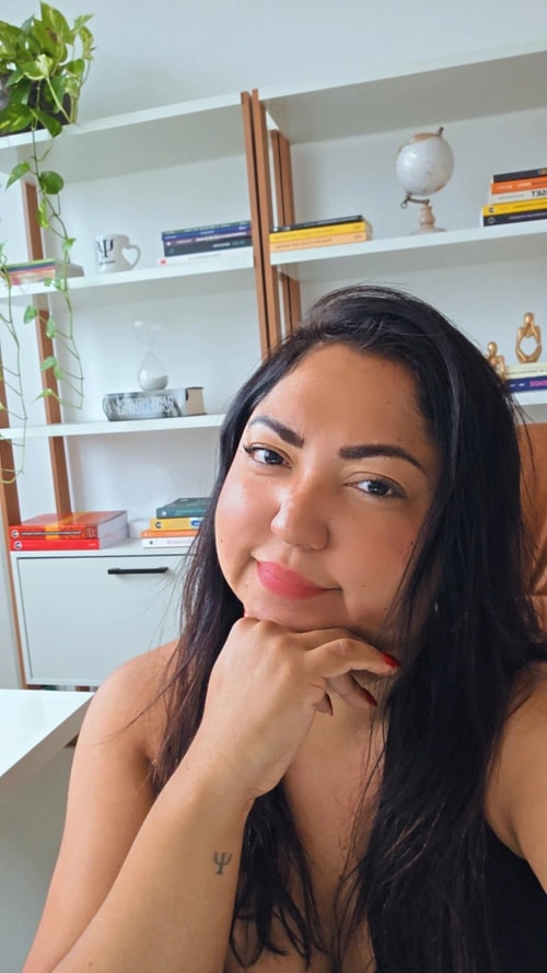 Psicólogo(a) Carolina Fernandes Fernandes Colodetti atendendo online em Vila Velha/ES