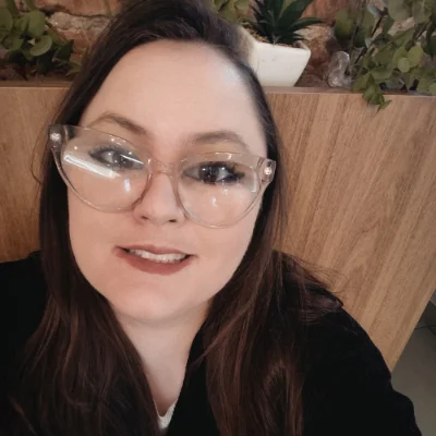 Psicólogo(a) Bruna Girardi Dalmas atendendo online em Porto Alegre/RS