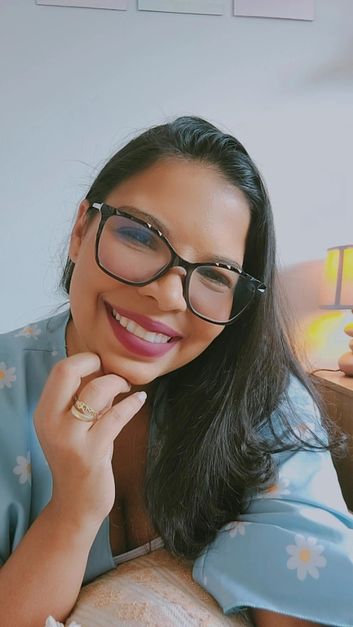 Psicólogo(a) Alana Nami Santos Paes atendendo online em Ibitiara/BA
