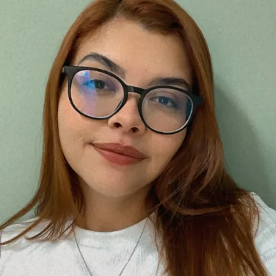 Psicólogo(a) Monique Carmon da Silva Pereira atendendo online em Nova Iguaçu/RJ