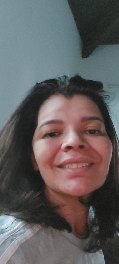 Psicólogo(a) Nayara Flôr Marques Penteado atendendo online em Pindamonhangaba/SP