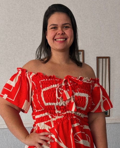 Psicólogo(a) Thayline Peixoto Lima atendendo online em Uberlândia/MG