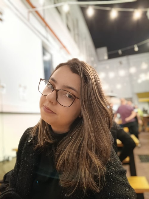 Psicólogo(a) Jeany de Siqueira Serafim atendendo online em Rio das Ostras/RJ