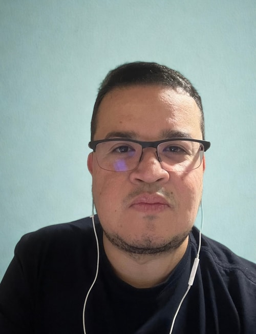 Psicólogo(a) Clauber Almeida Lima Júnior atendendo online em Lagoa Santa/MG