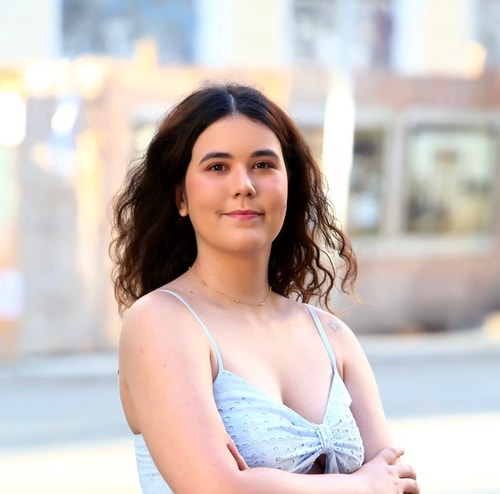 Psicólogo(a) Maria Cecília Lyra Asfura atendendo online em Recife/PE