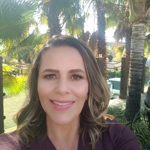 Psicólogo(a) Adriana Maria Marques atendendo online em Itaúna/MG