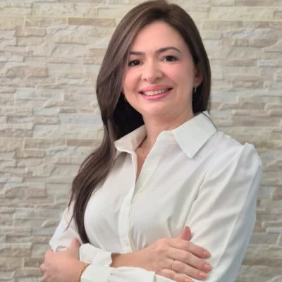 Psicólogo(a) Emanuela Carneiro atendendo online em Eusébio/CE