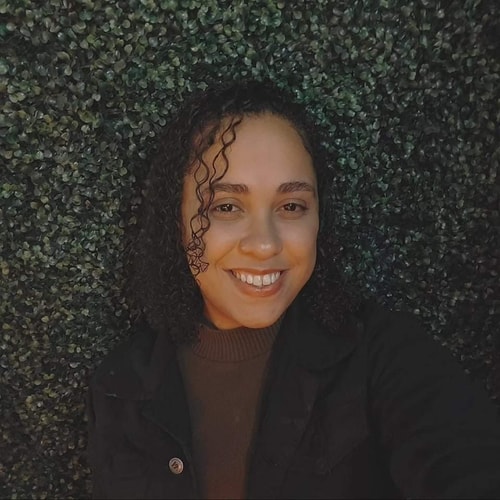 Psicólogo(a) Amanda Cristina de Souza da Costa atendendo online em Duque de Caxias/RJ