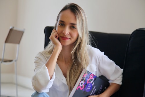 Psicólogo(a) Julia de Oliveira Macedo atendendo online em São Paulo/SP