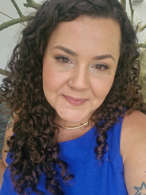 Psicólogo(a) Mariana de Moura Pinheiro Corrêa atendendo online em Cabo Frio/RJ