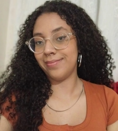 Psicólogo(a) Marianny Souza da Silva atendendo online em São Paulo/SP