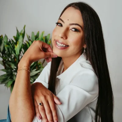 Psicólogo(a) Leticia de Almeida Costa atendendo online em Barão de Cocais/MG