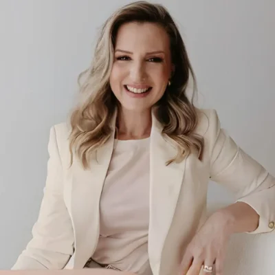 Psicólogo(a) Natasha Haczkiewicz Stelzer atendendo online em Porto Alegre/RS