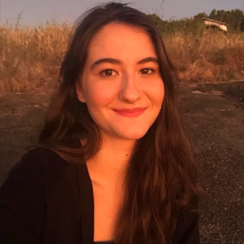 Psicólogo(a) Carolina Soprani Valente Muniz atendendo online em Vitória/ES