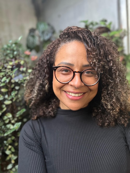 Psicólogo(a) Andreia de Oliveira Cruz atendendo online