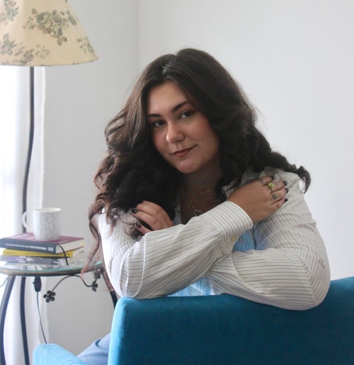 Psicólogo(a) Andressa Alves Freire Pereira atendendo online em São Paulo/SP