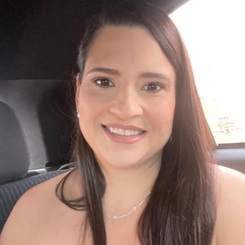 Psicólogo(a) Lara Bittencourt Figueira Santana atendendo online em João Pessoa/PB