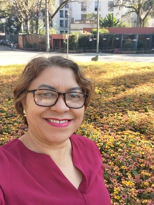 Psicólogo(a) Neiva Soares de Almeida Melo atendendo online em Curitiba/PR